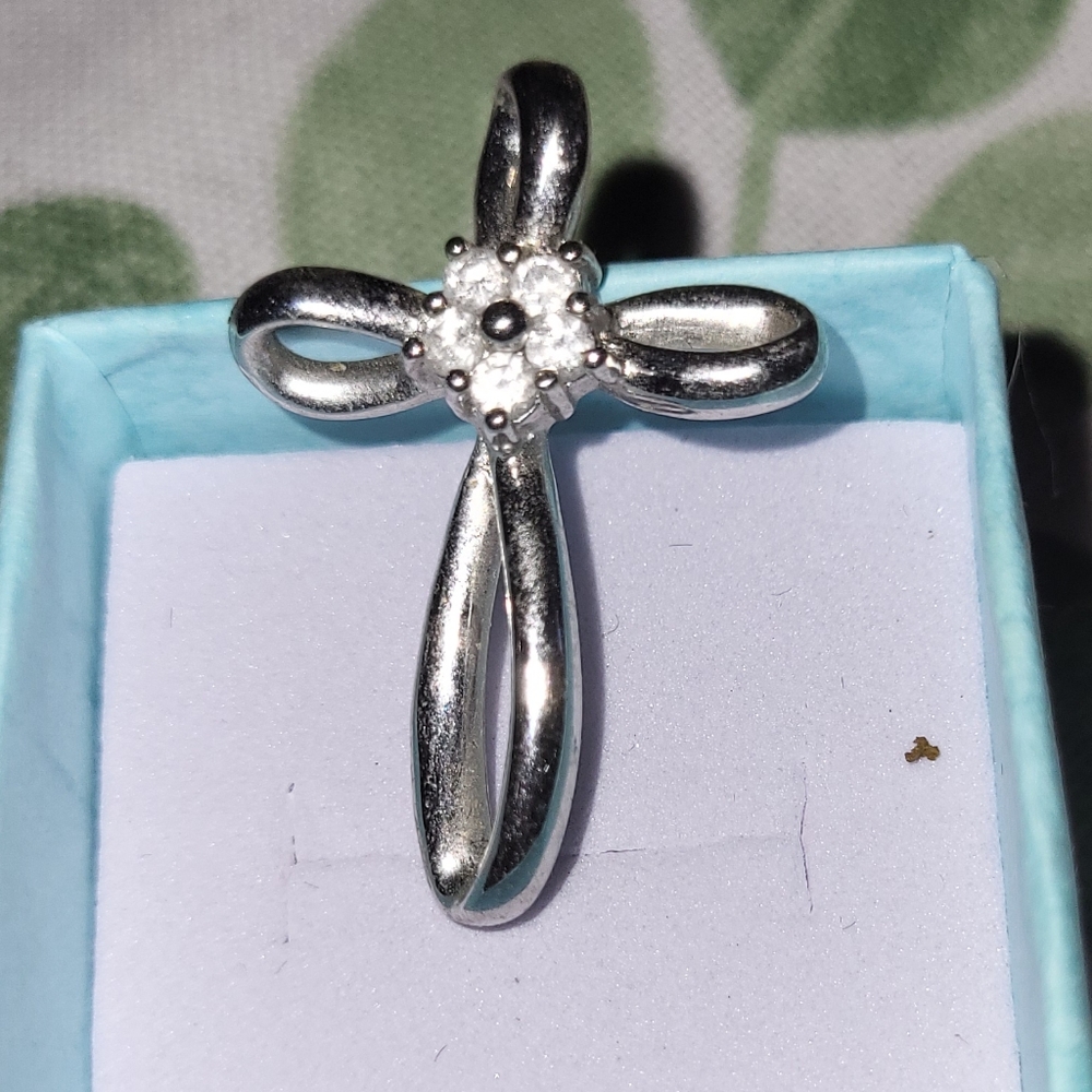 Sterling silver crystal cross pendant